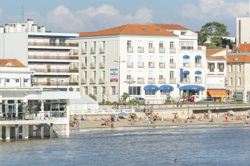 Cerise Royan - Le Grand Hotel De La Plage Exterior photo